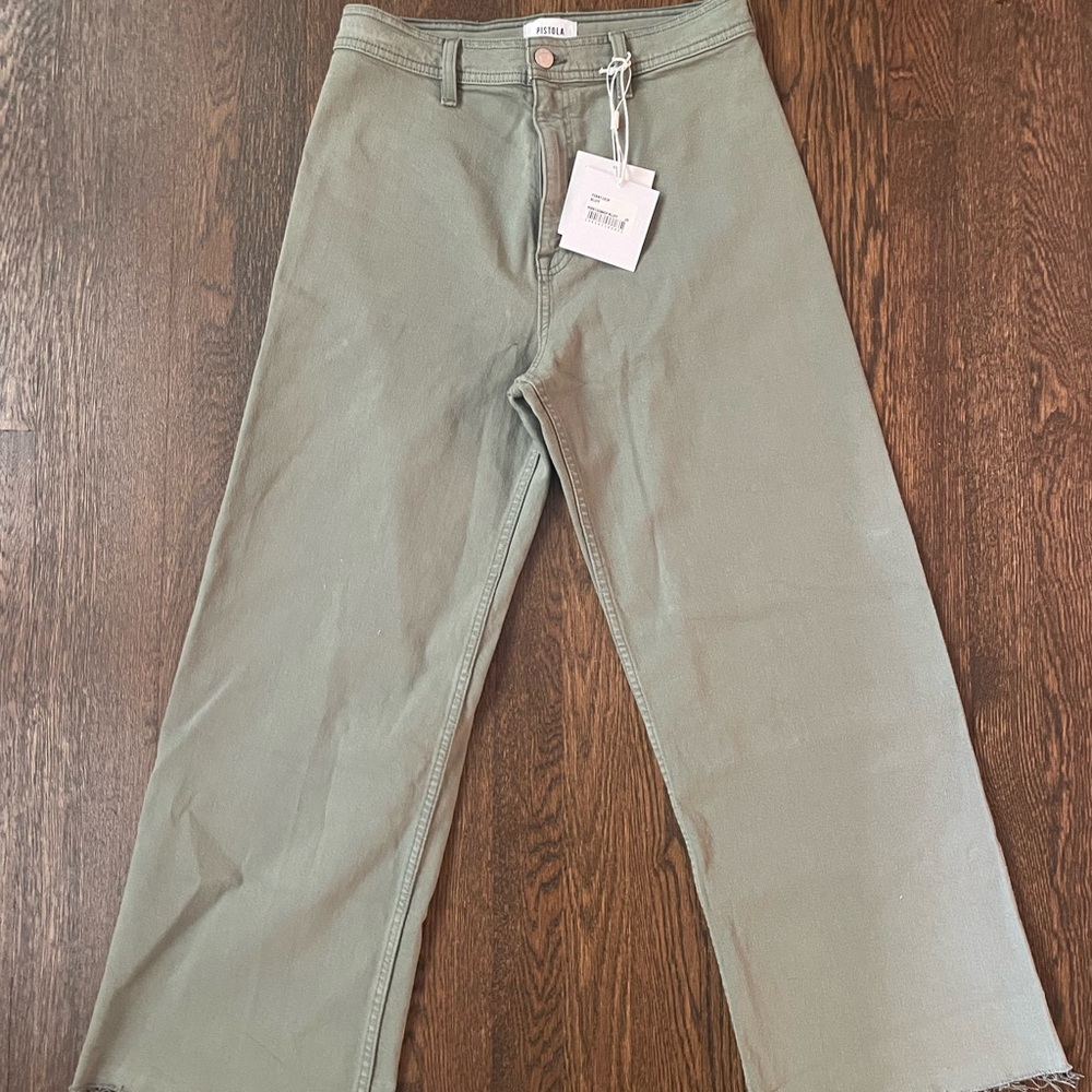 NWT Pistola Penny High Rise Wide Leg Crop Green Jean, Size 29